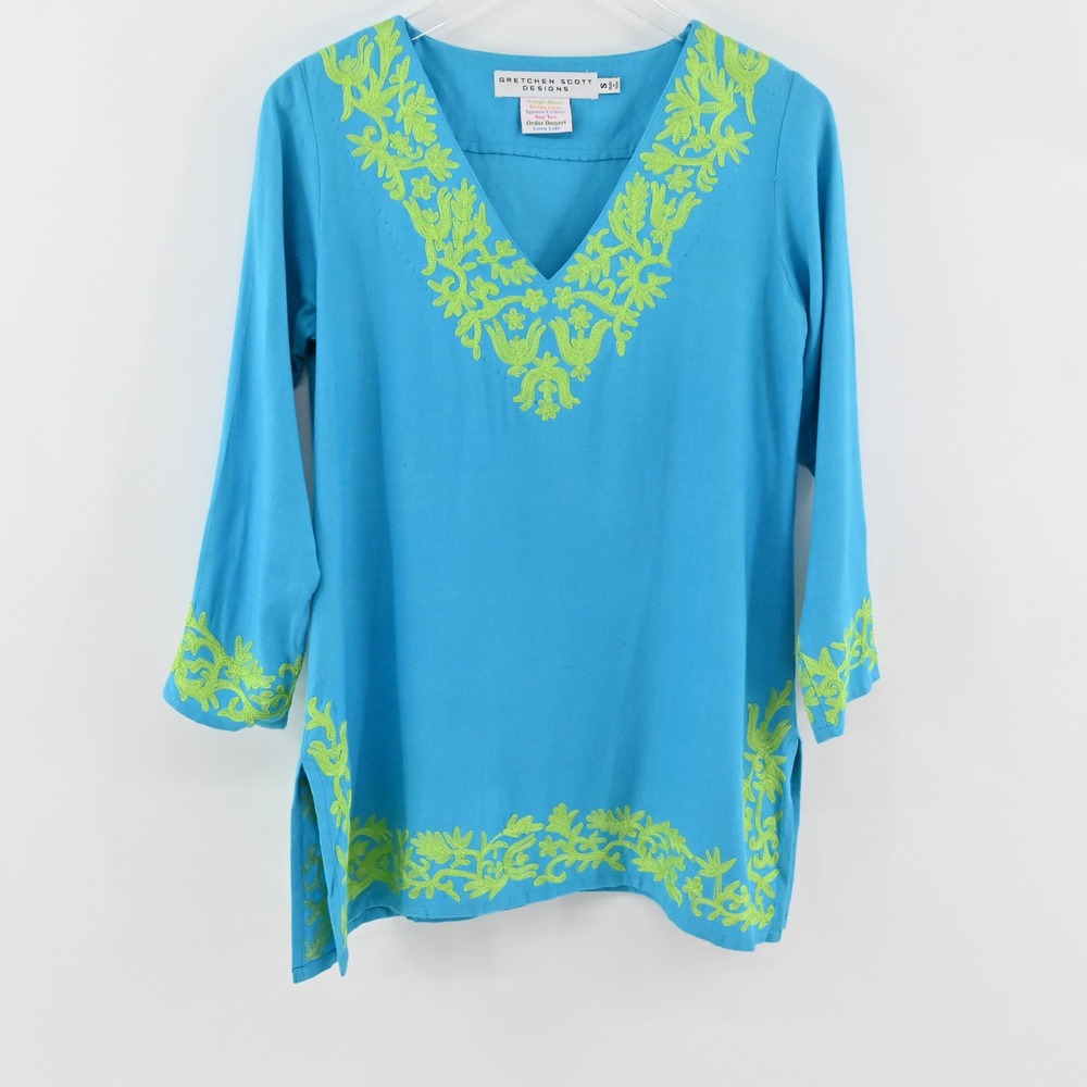 Gretchen Scott Tunic Top Womens Size S Blue Embroidered V-Neck 3/4 Sleeve Resort